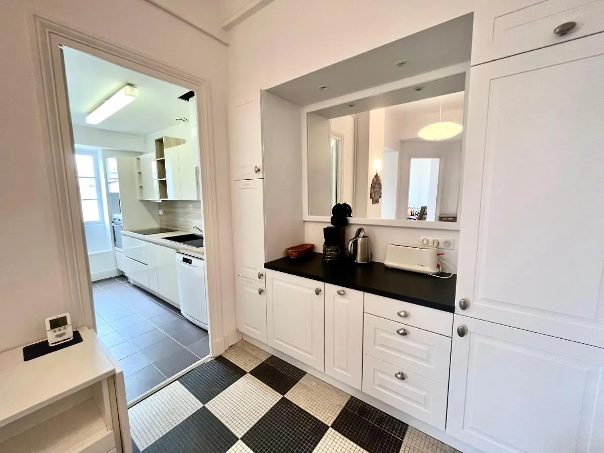 Apartment Carlton-2 By Interhome Biarritz